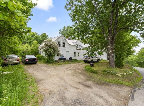 500 Centre Road, Wales, ME 04280