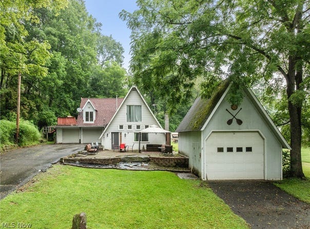 426 Sheeprock Road, Mingo Junction, OH 43953