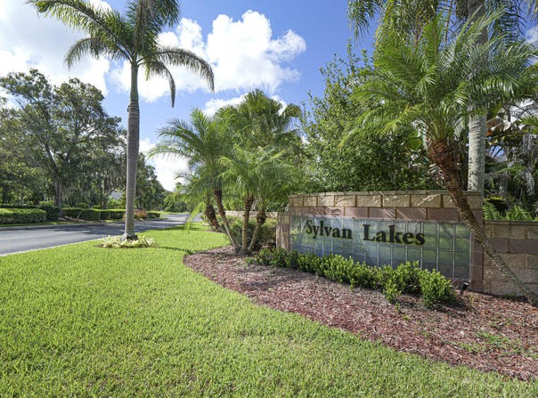 5880 40th Lane, Vero Beach, FL 32966
