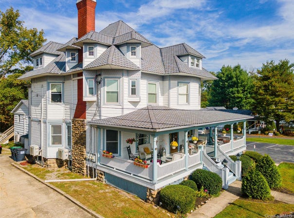 215 Maple Avenue, Pine Bush, NY 12566