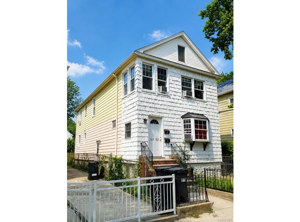 121-53 6TH Av, Flushing, NY 11356
