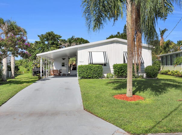 7639 SE Fork River Drive, Stuart, FL 34997