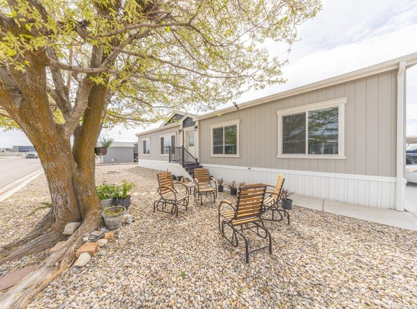 1700 W 2700 N, Pleasant View, UT 84404