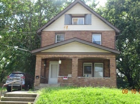 1194 Laird, Akron, OH 44320