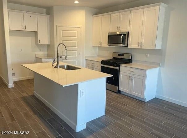 14131 E Canidae Drive, Vail, AZ 85641