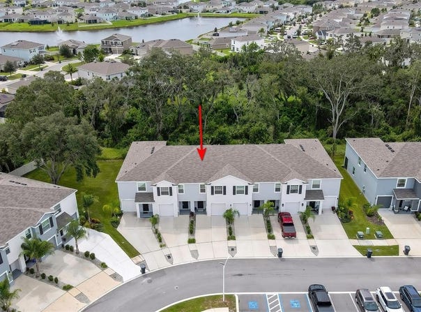16662 MAUDE Drive, WIMAUMA, FL 33598