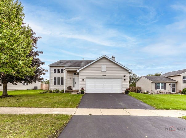1247 Pheasant Drive, Zion, IL 60099