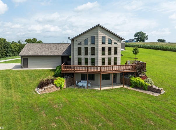 29749 180Th Street, Bloomfield, IA 52537