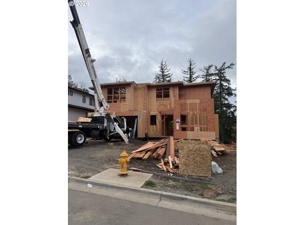 4974 Park Bluff, LakeOswego, OR 97035