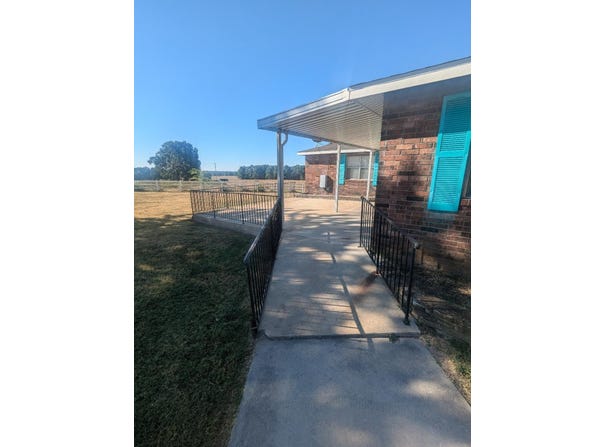 194 State Highway Mm, Niangua, MO 65713