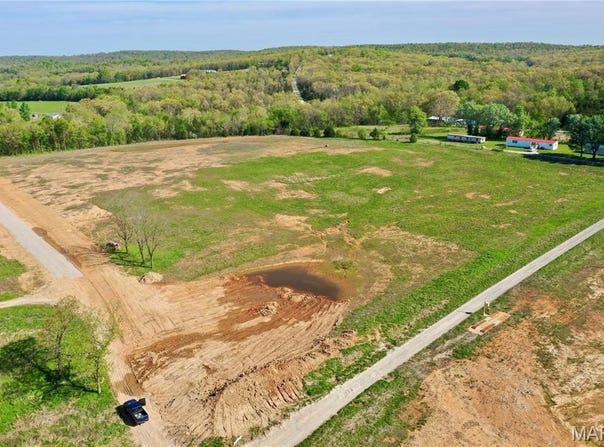 1 Jackal Road, Potosi, MO 63664