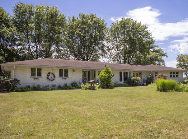1550 E Y Avenue, Vicksburg, MI 49097
