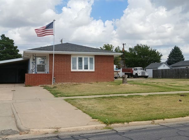 407 E 17th Street, Hays, KS 67601