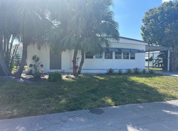 6445 Cypress Lane, Atlantis, FL 33462