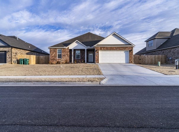 940 Ashmore Landing Loop, Centerton, AR 72719