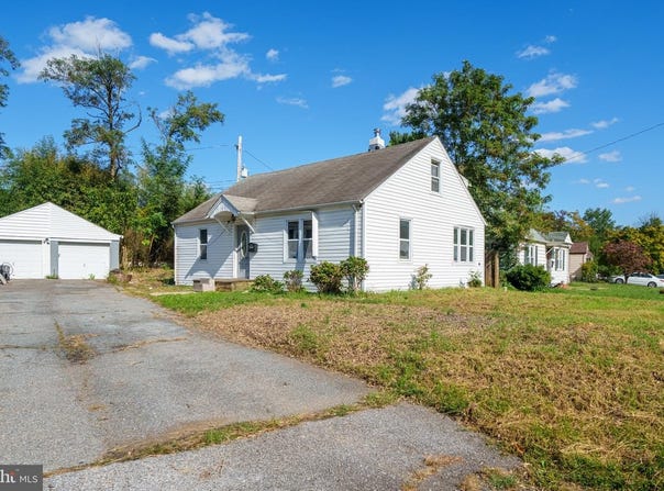 1715 MONTGOMERY RD, WILMINGTON, DE 19805