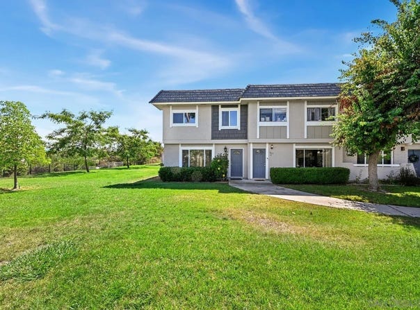 9469 Carlton Oaks Dr., Santee, CA 92071