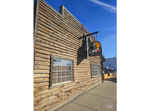 102 Moser Ave, Council, ID 83612