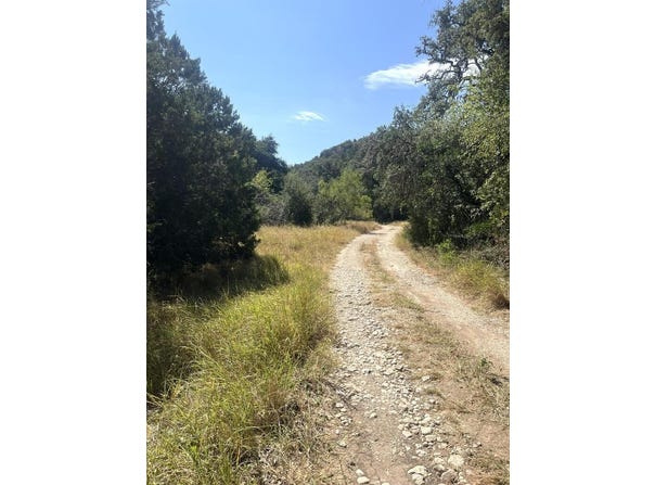 12 PR 2765, Montell, TX 78880