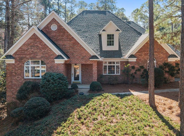 22 Lochmere Drive, Pinehurst, NC 28374
