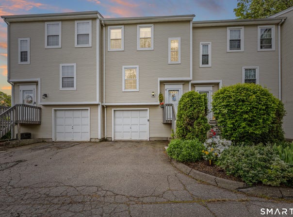 18 Tabshey Court, Wethersfield, CT 06109