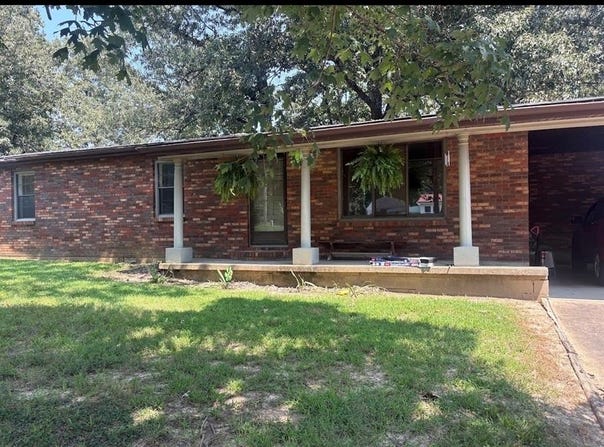62 County Road 481, Poplar Bluff, MO 63901