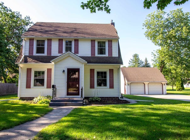 203 3RD AVE NW, Pocahontas, IA 50574