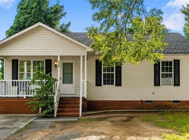 624 Paramount Street, High Point, NC 27260