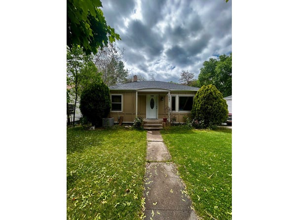 1931 E HARRISON Blvd, Ogden, UT 84401