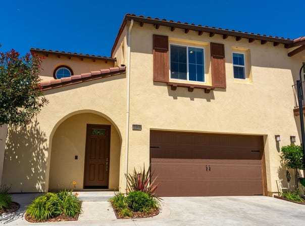 2353 Nicklaus Street, Oxnard, CA 93036