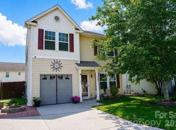 1445 Logan Patrick Court, Gastonia, NC 28052