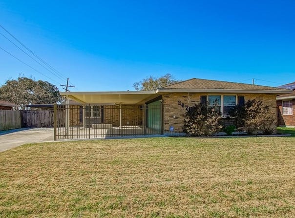 2676 SATURN Street, Harvey, LA 70058