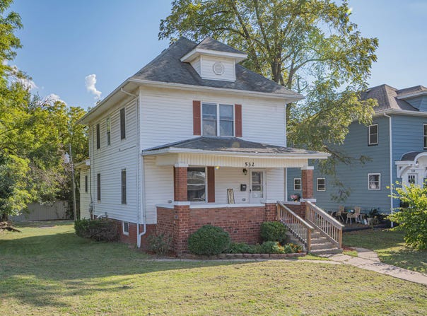532 W Logan St, Moberly, MO 65270