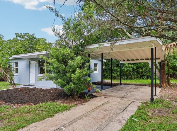 1062 BARCLAY Drive, COCOA, FL 32927