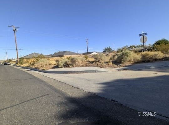Dolphin, Ridgecrest, CA 93555