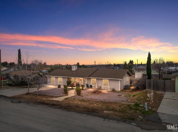 19720 Kid Place, Tehachapi, CA 93561