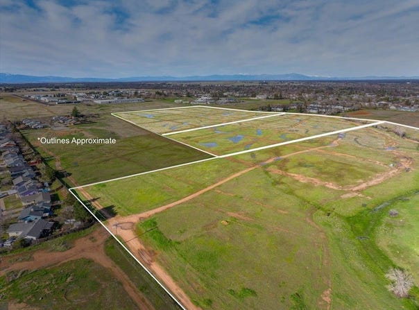 56.19 Vista Way, Red Bluff, CA 96080