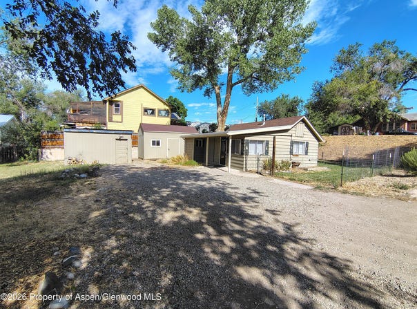 161 E 10th Street, Rifle, CO 81650