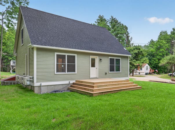 16 Birdsong Lane, Windham, ME 04062
