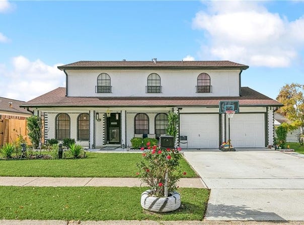 2700 SANDERO DEL ESTE Street, Harvey, LA 70058