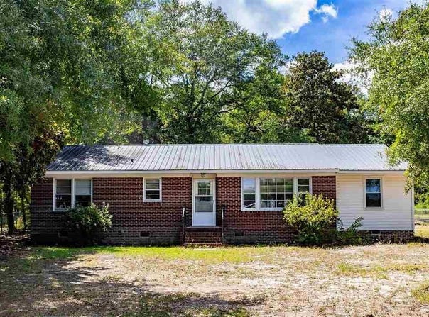 301 Pine St., Nichols, SC 29581-0000