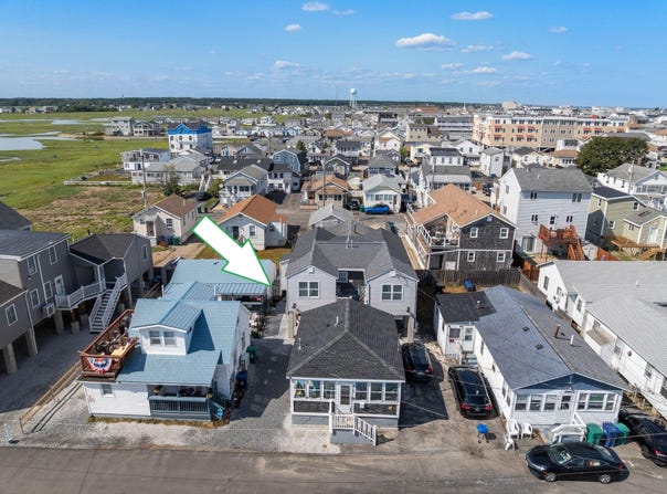 16 Riverview Terrace, Hampton, NH 03842