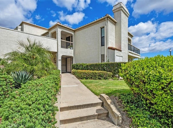 22392 Manacor, Mission Viejo, CA 92692