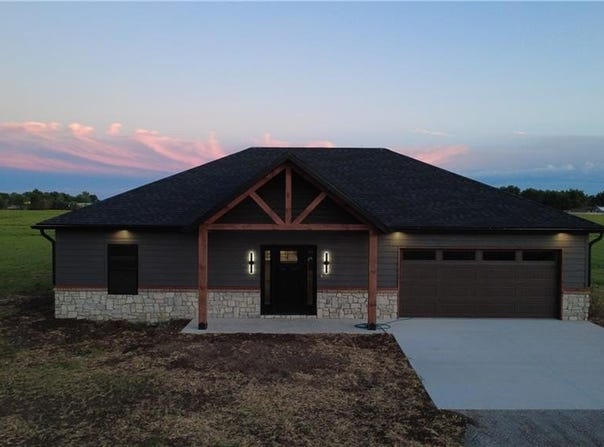 757 E 643 Avenue, Arma, KS 66712