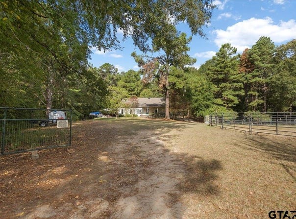 120 County Road 1271, Gary, TX 75643