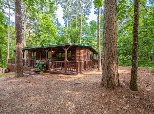 54 Moray Road, Broken Bow, OK 74728