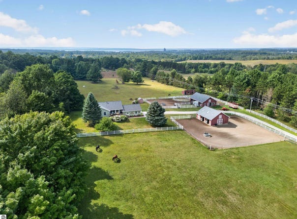 5493 S Bates Road, Williamsburg, MI 49690