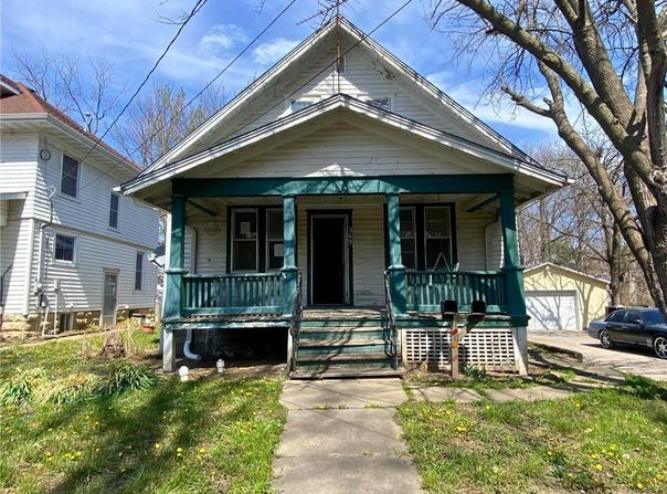 309 E Culton Street, Warrensburg, MO 64093