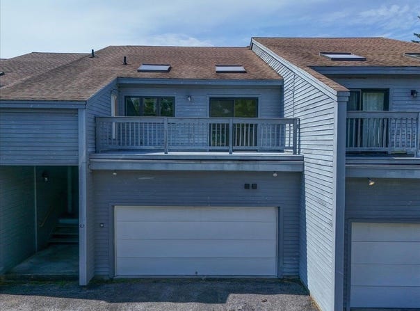 82 Bay Road, Shelburne, VT 05482