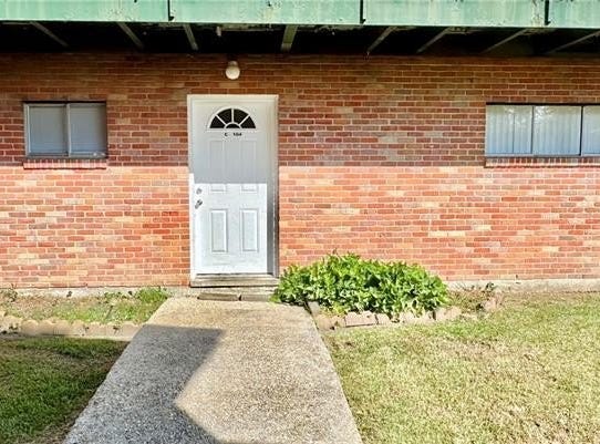 3838 PONTCHARTRAIN Drive, Slidell, LA 70458